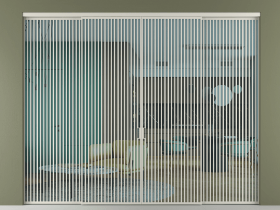 Алюминевая перегородка vn2+2_06_ Алюминий тёплый серый Прозрачное голубое стекло, триплекс, 6мм. Цвет Алюминий тёплый серый. Материал Алюминий в эмали. Коллекция Перегородка Formato внутри проёма 4 створки. Картинка.